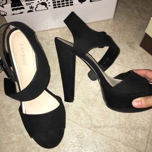 Size 7.5 Black Bamboo platform sandals